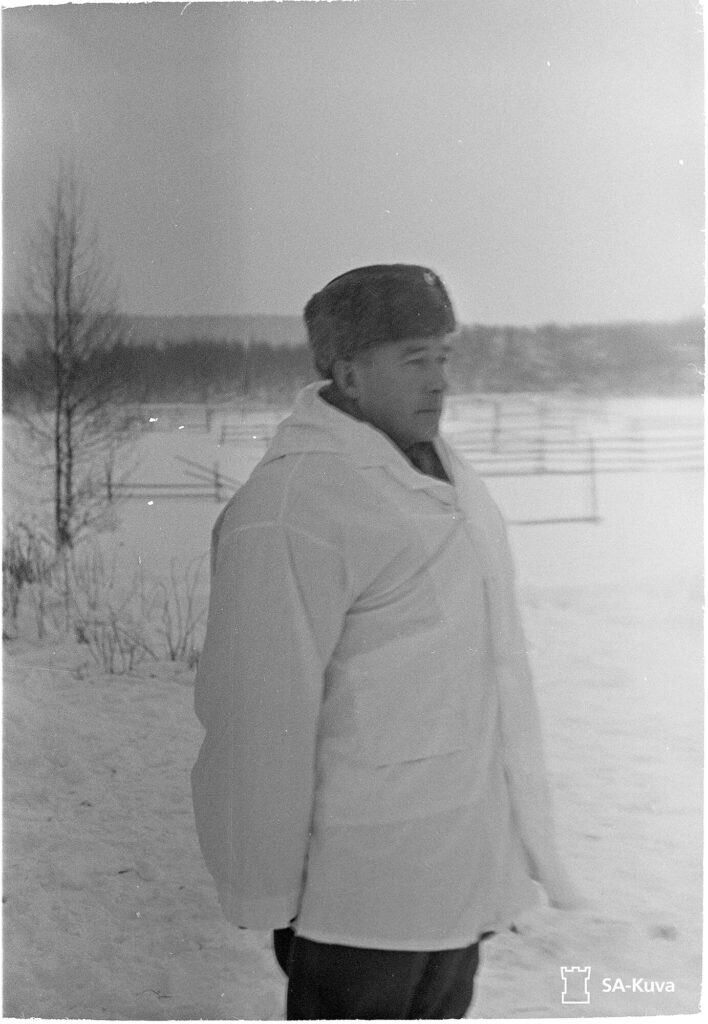 Eversti Siilasvuo talvisodan aikaan Hyrynsalmella. On uuden vuoden päivä 1940.