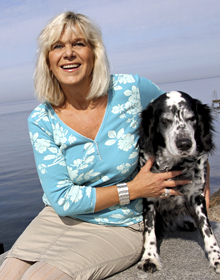 Lisa Jacobsson koiransa kanssa